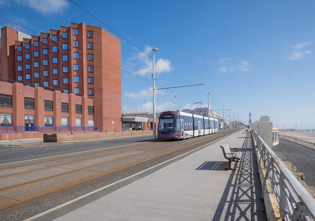 Grand Hotel Blackpool Exterior photo Tram in Blackpool